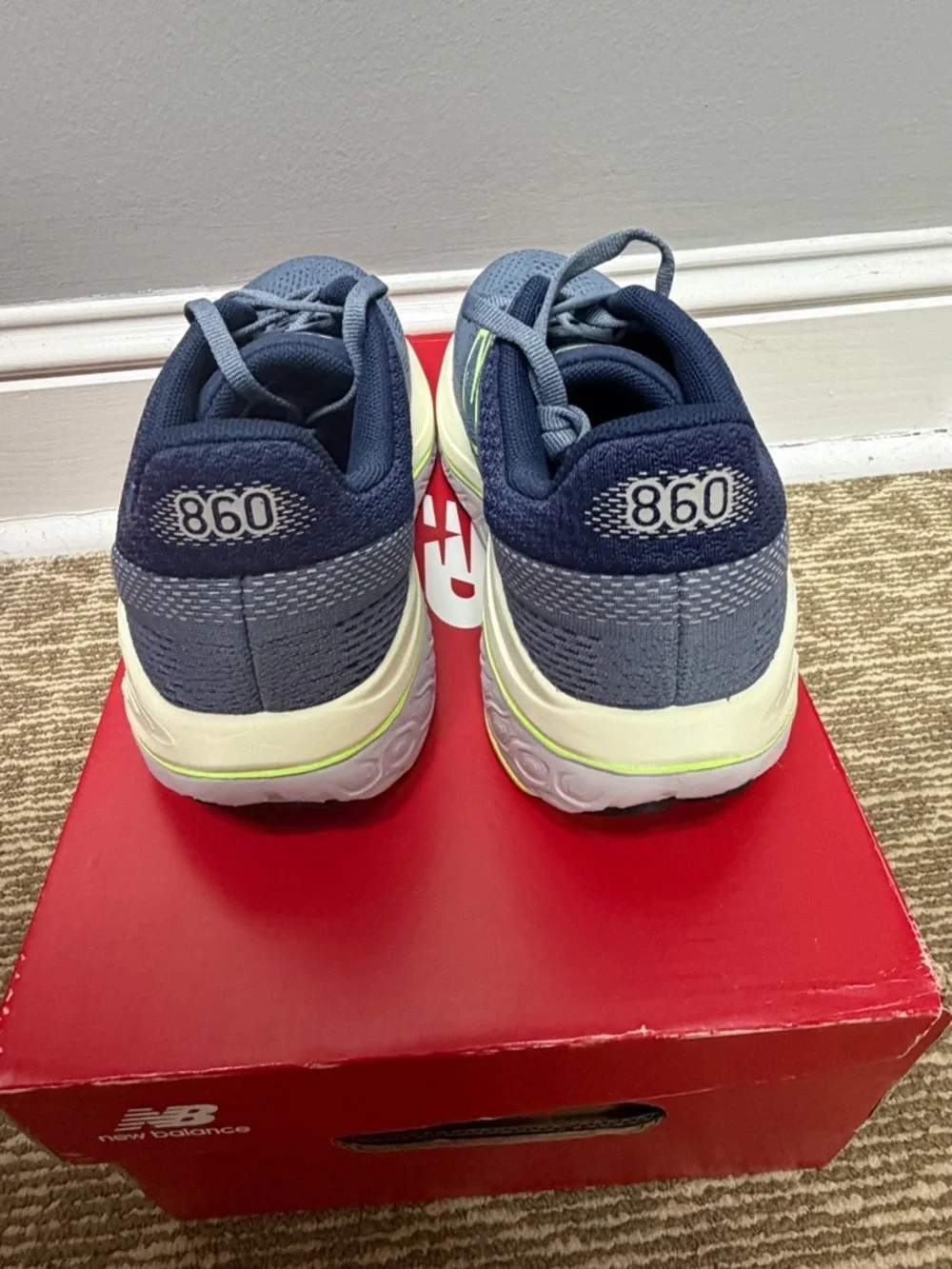 Women's New Balance 860v14